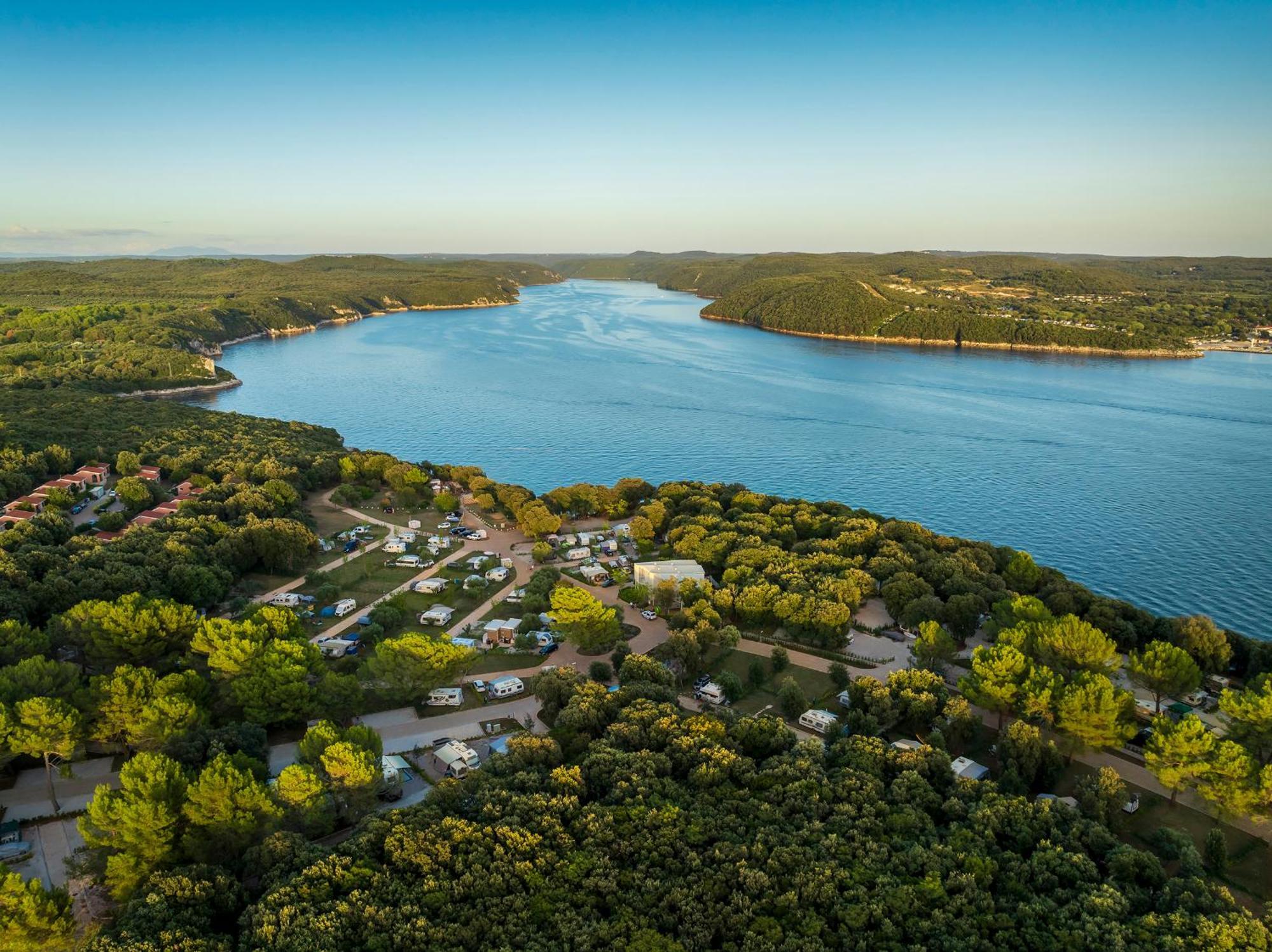 Maistra Camping Koversada Uncovered Naturist Pitches Vrsar Exteriör bild